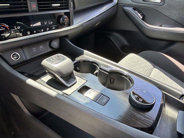 Nissan Rogue  2023