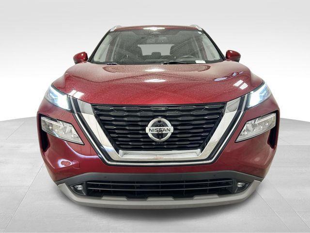Nissan Rogue  2021