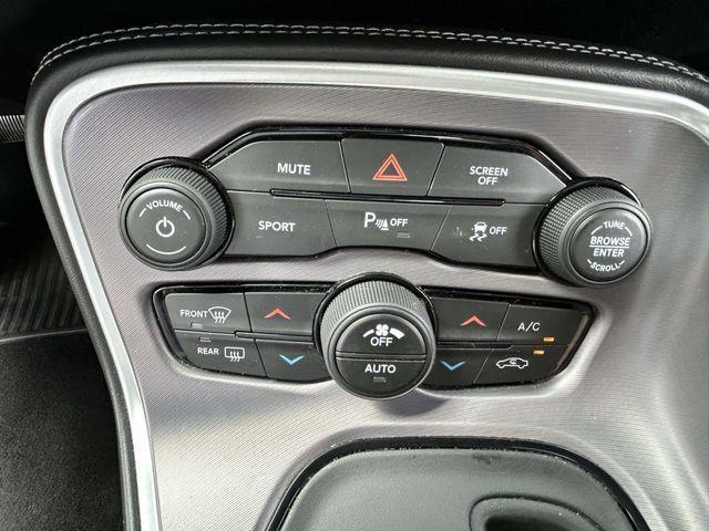 Dodge Challenger  2019