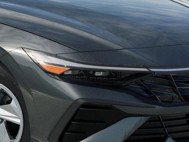 Hyundai Elantra  2026