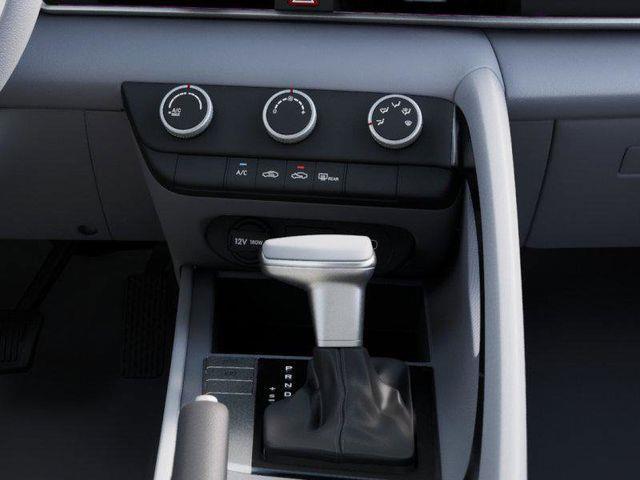 Hyundai Elantra  2026