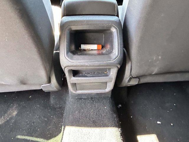 Volkswagen Taos  2023