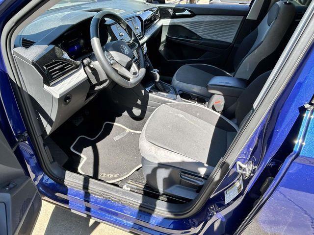 Volkswagen Taos  2023