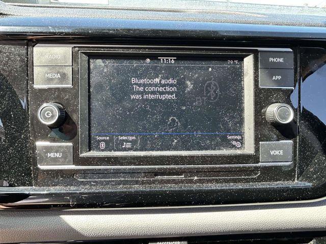 Volkswagen Taos  2023