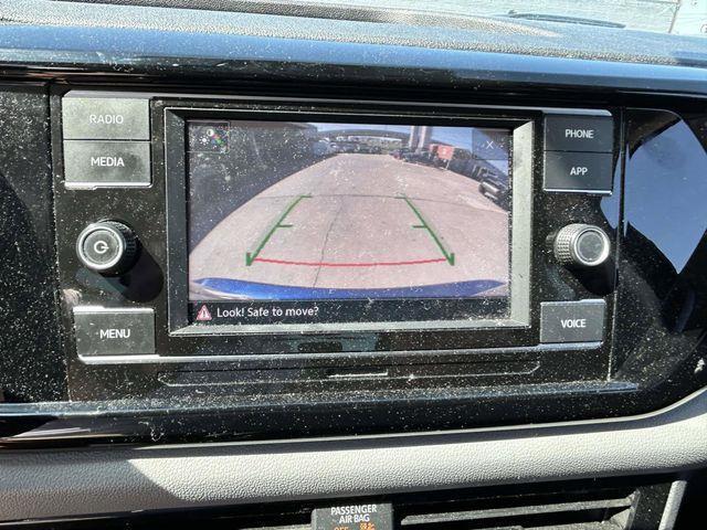 Volkswagen Taos  2023