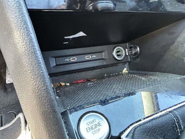 Volkswagen Taos  2023