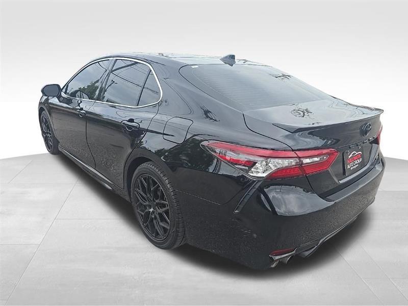 Toyota Camry  2023