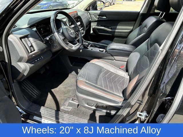 Nissan Pathfinder  2024