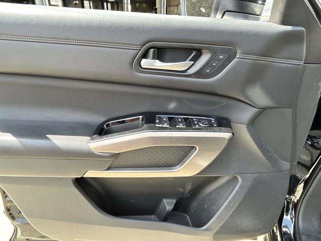 Nissan Pathfinder  2024