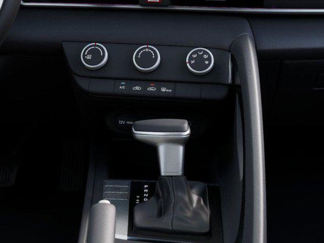 Hyundai Elantra  2026