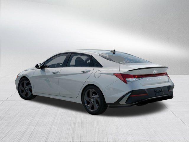 Hyundai Elantra  2026