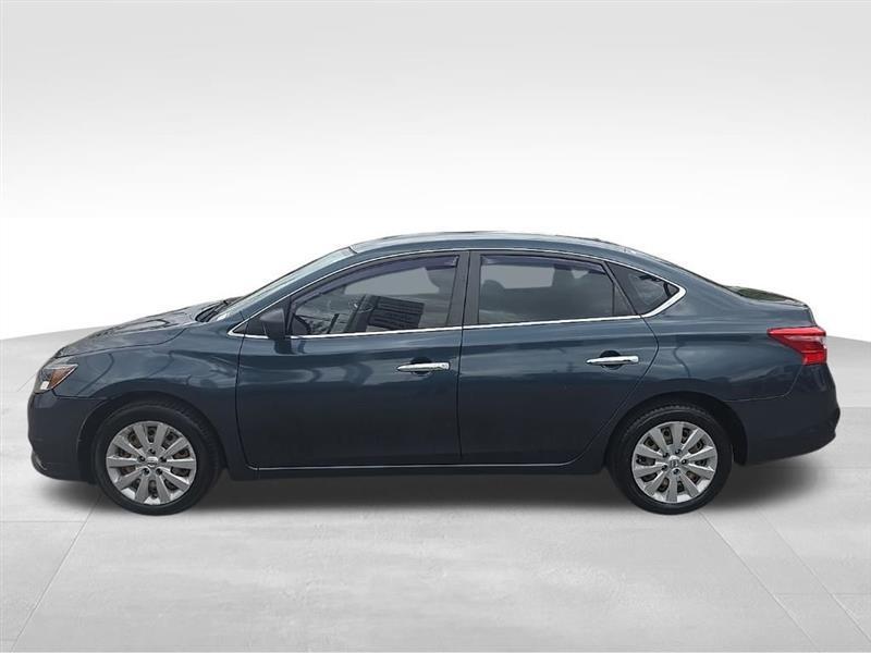 Nissan Sentra  2016