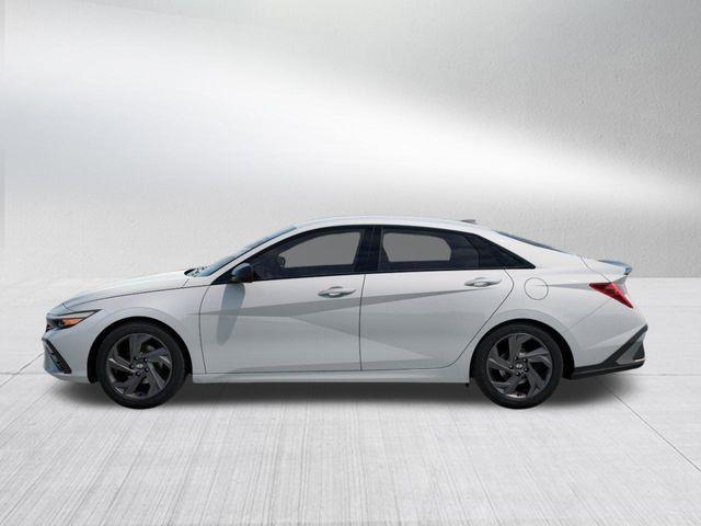 Hyundai Elantra  2026