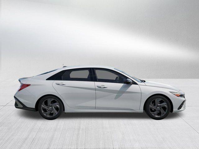 Hyundai Elantra  2026