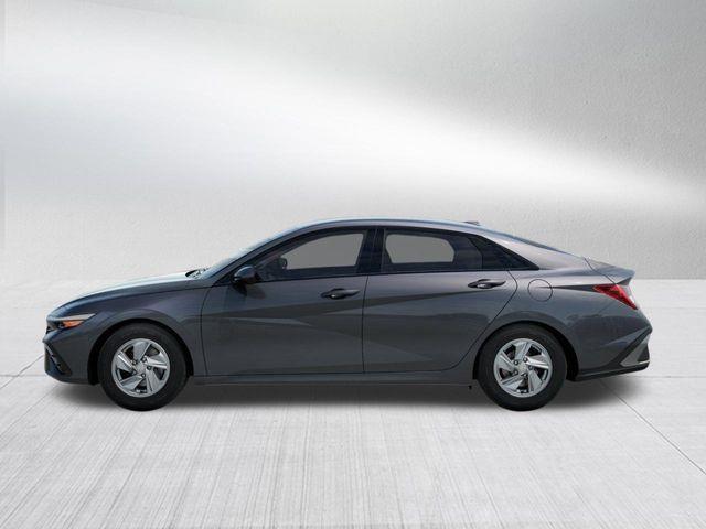 Hyundai Elantra  2026