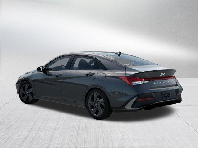 Hyundai Elantra  2026