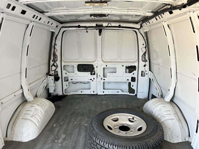 Chevrolet Express  2023