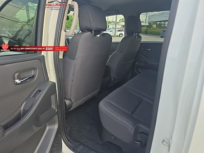 Nissan Frontier  2024