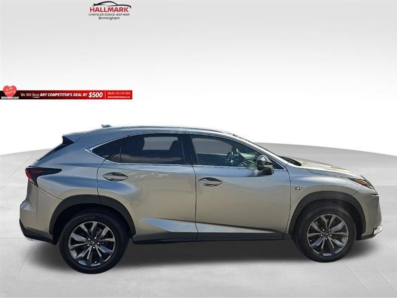 Lexus NX 200t  2017