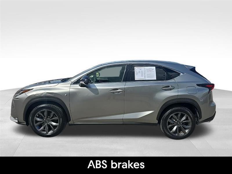 Lexus NX 200t  2017