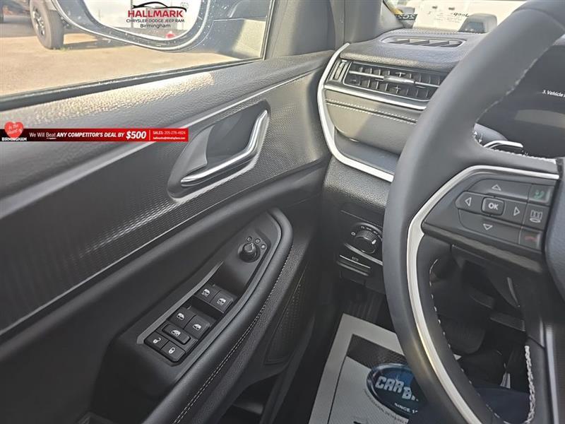 Jeep Grand Cherokee  2025