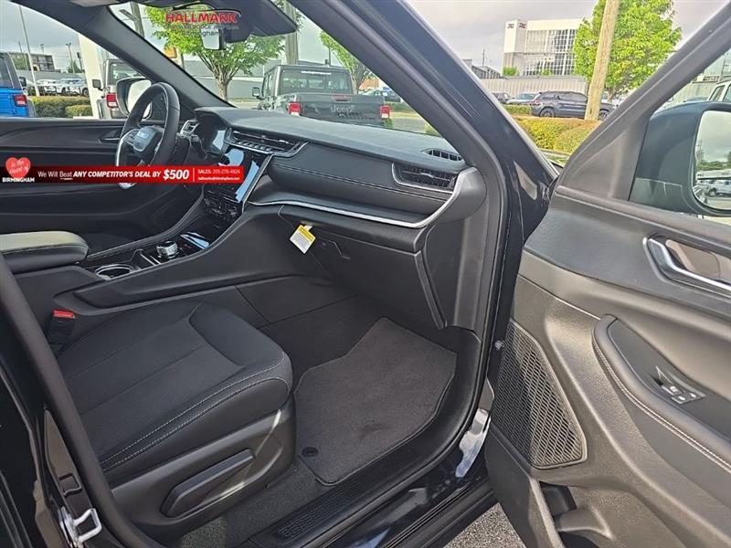 Jeep Grand Cherokee  2025