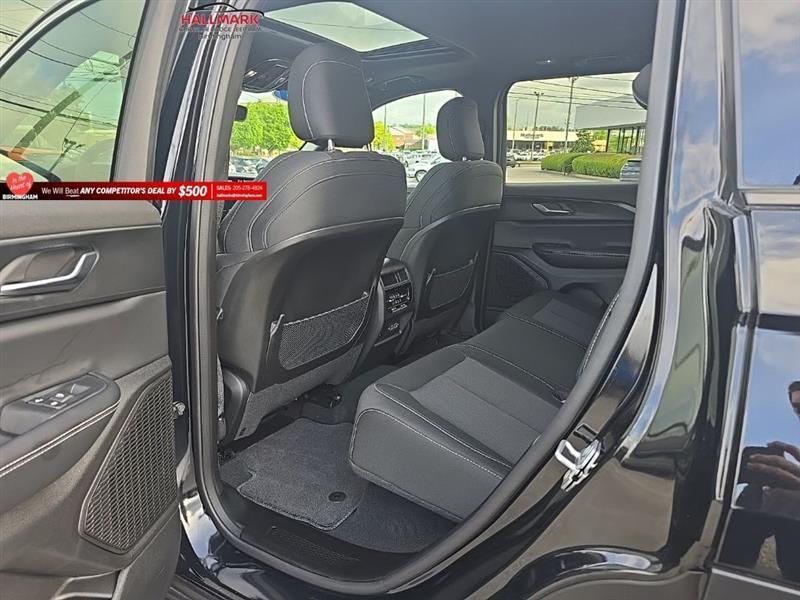 Jeep Grand Cherokee  2025