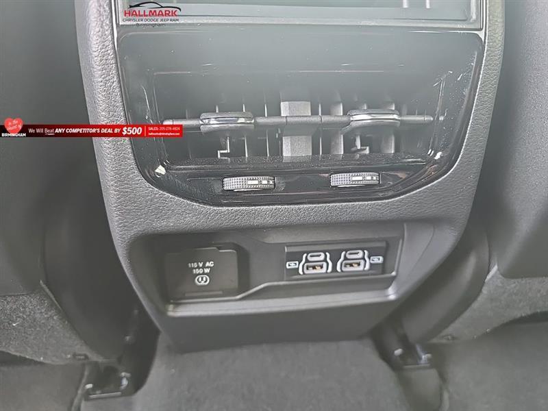 Jeep Grand Cherokee  2025