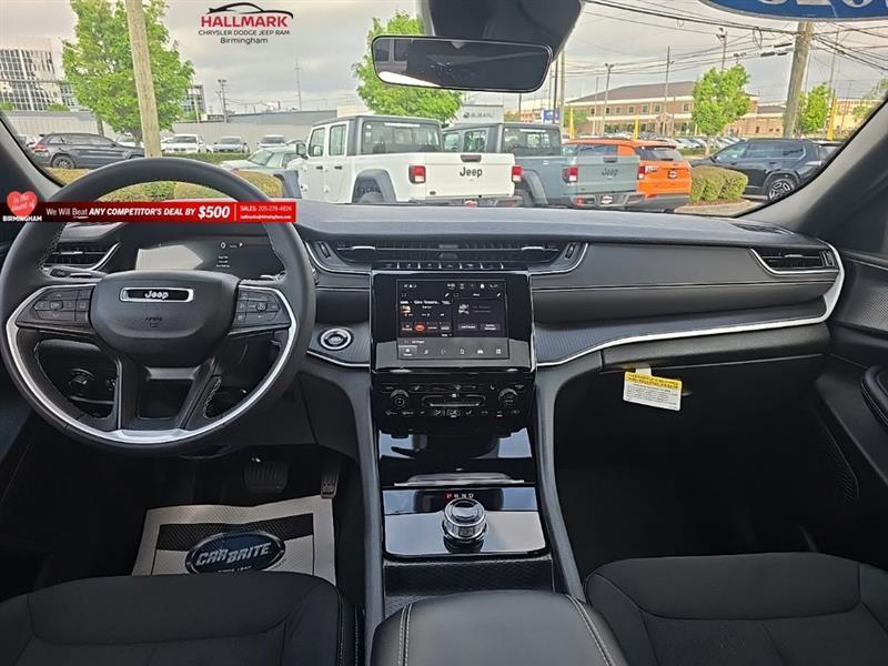 Jeep Grand Cherokee  2025