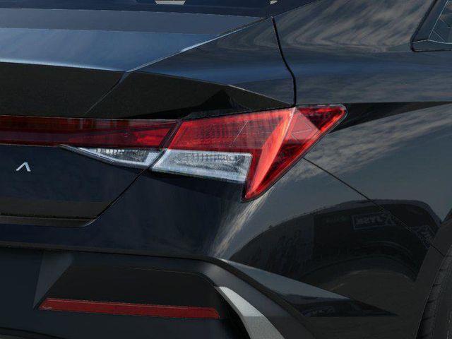 Hyundai Elantra  2026