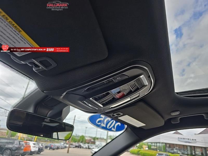 Jeep Grand Cherokee  2025