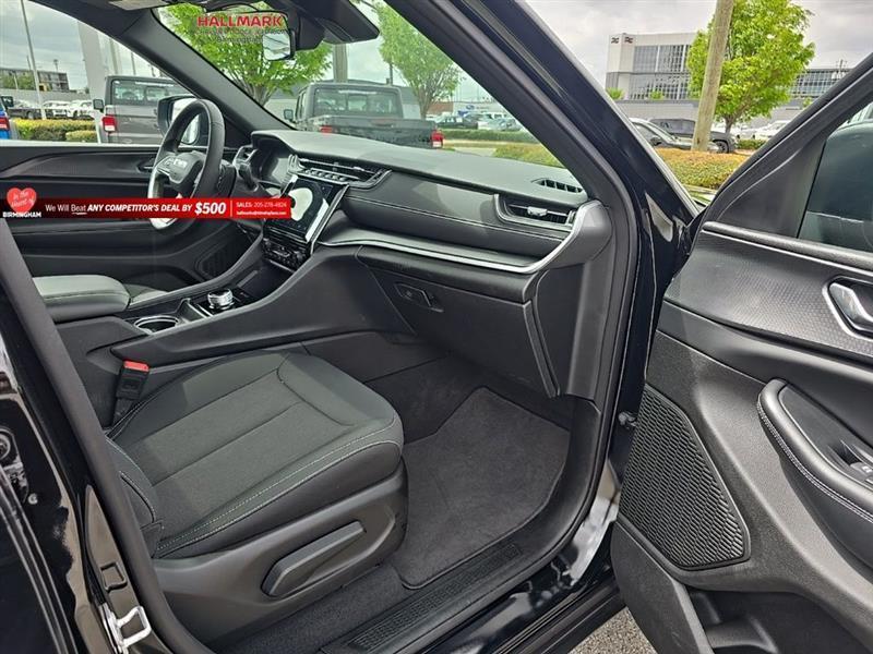 Jeep Grand Cherokee  2025