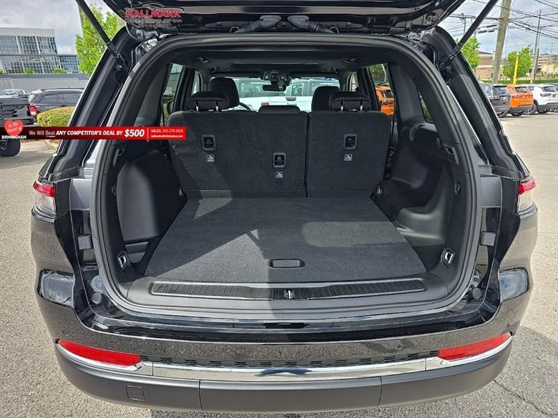 Jeep Grand Cherokee  2025