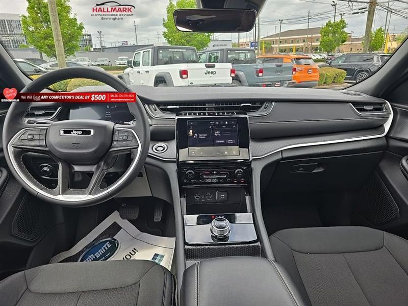 Jeep Grand Cherokee  2025