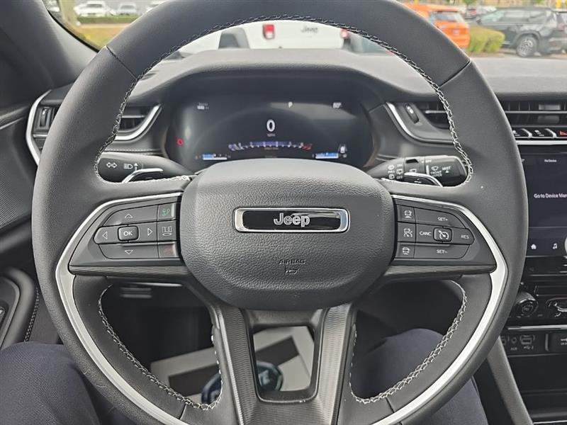 Jeep Grand Cherokee  2025