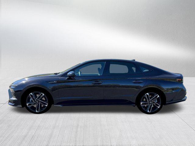 Hyundai Sonata  2026