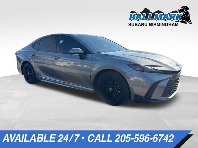 Toyota Camry Hybrid  2025