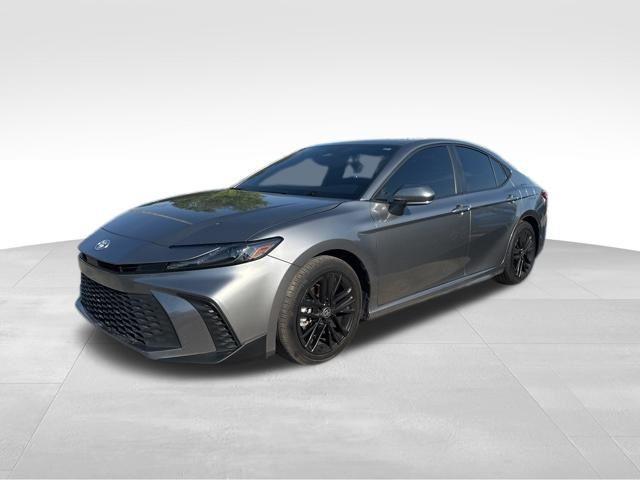 Toyota Camry Hybrid  2025