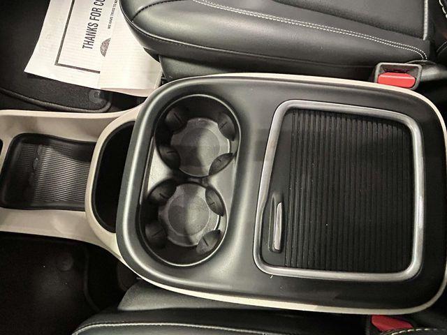 Chrysler Pacifica  2023