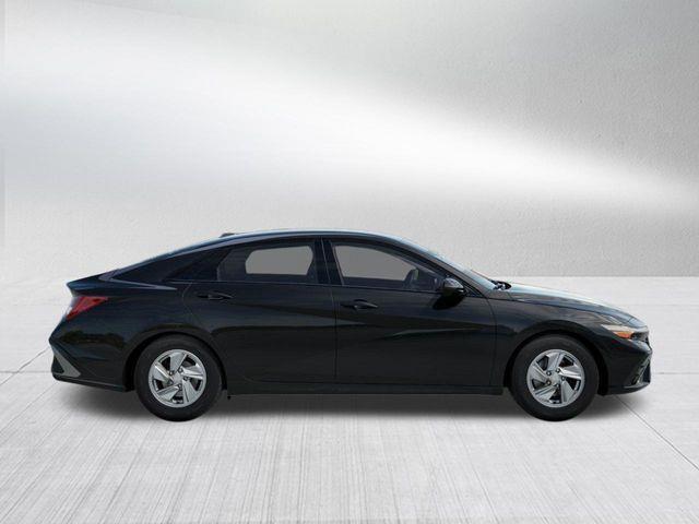 Hyundai Elantra  2026