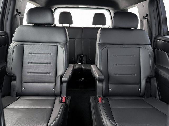 Hyundai Santa Fe Hybrid  2026