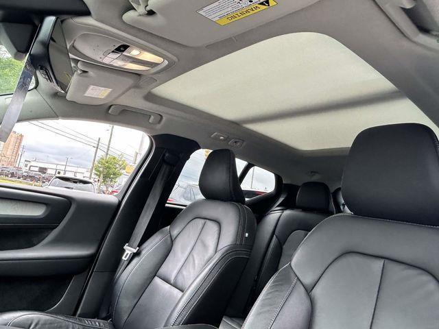 Volvo XC40  2023