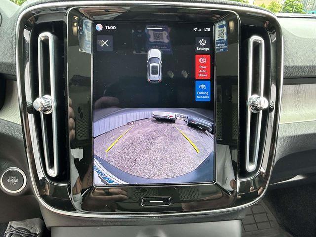 Volvo XC40  2023