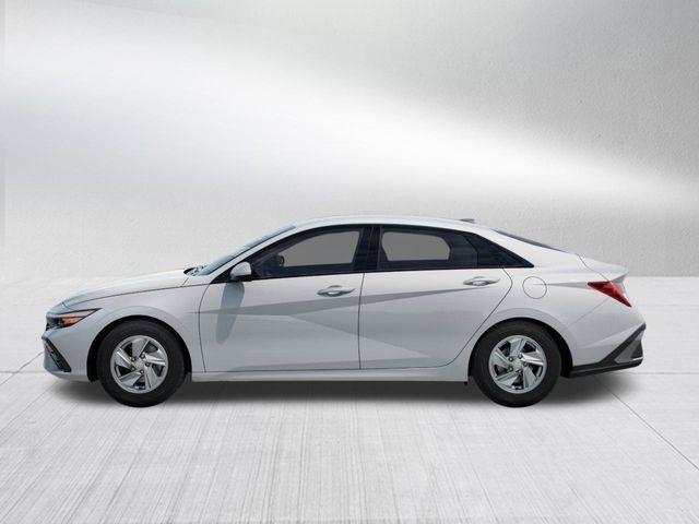 Hyundai Elantra  2026