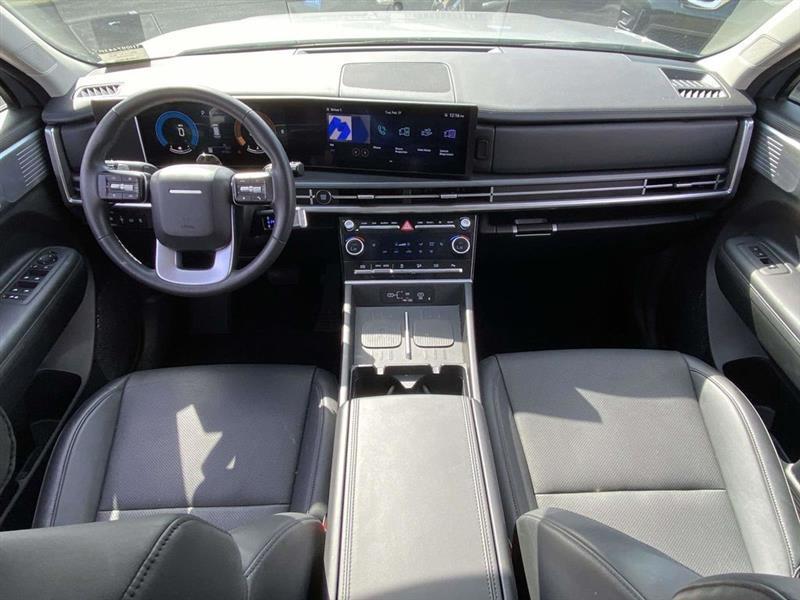 Hyundai Santa Fe  2025