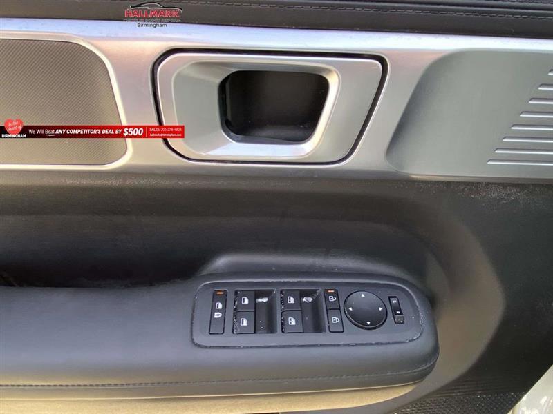 Hyundai Santa Fe  2025