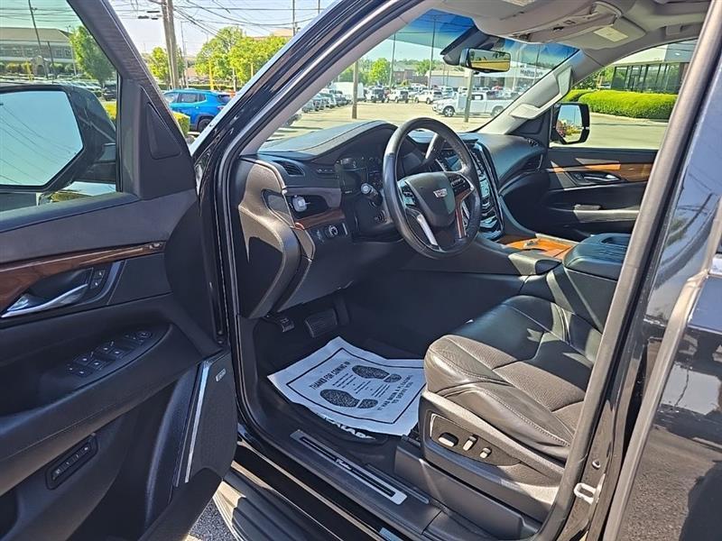 Cadillac Escalade  2017