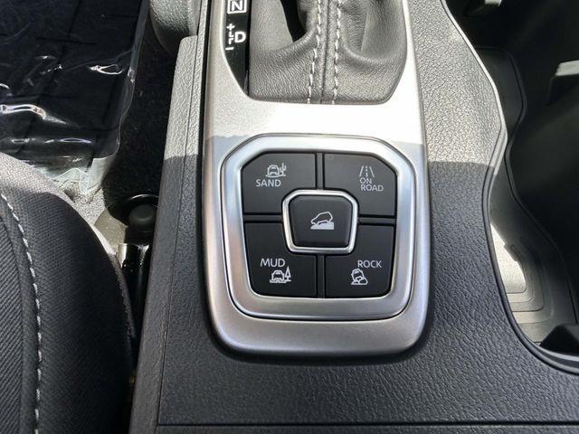 Nissan Frontier  2026