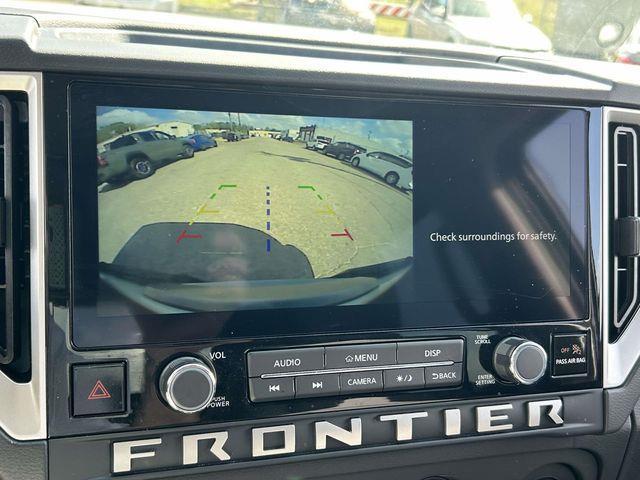 Nissan Frontier  2025