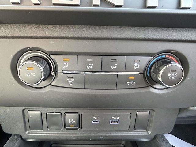 Nissan Frontier  2025